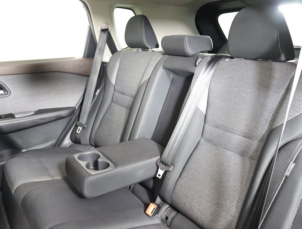 2023 Nissan Rogue SV photo 13