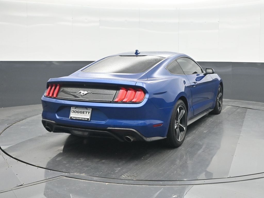 2022 Ford Mustang EcoBoost photo 20