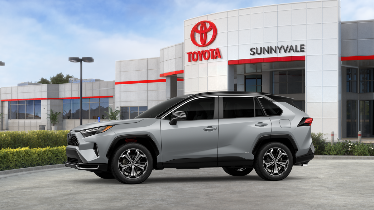 2025 Toyota RAV4 Hybrid XSE photo 2