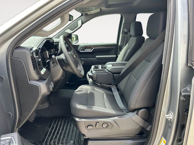 2026 Chevrolet Silverado 1500 LT photo 9