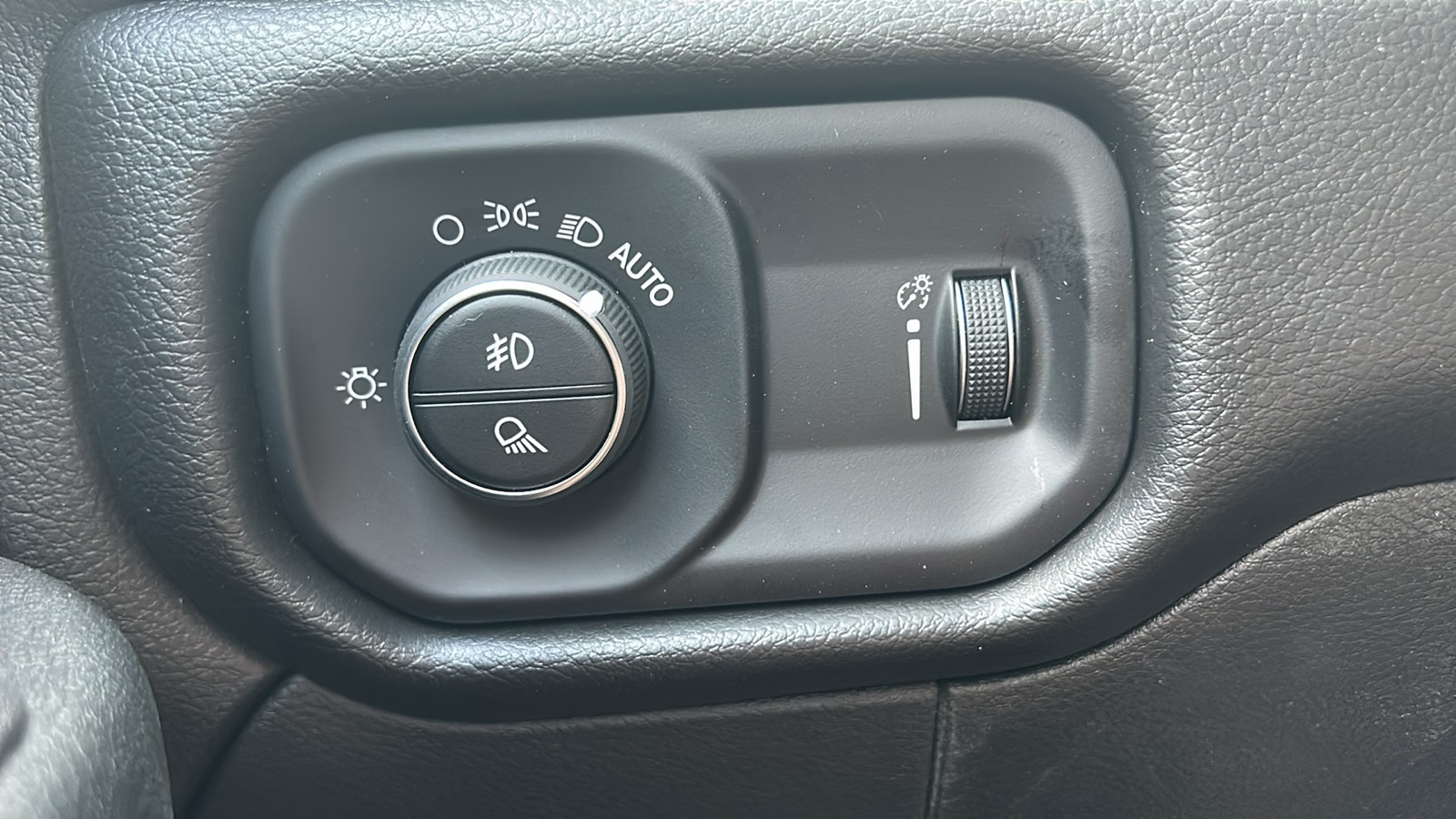 2026 Ram 2500 Tradesman photo 22