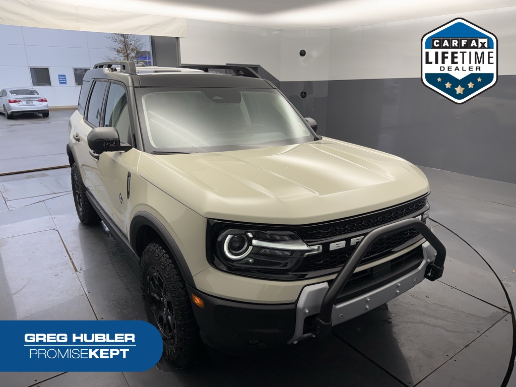 2025 Ford Bronco Sport Outer Banks's photo