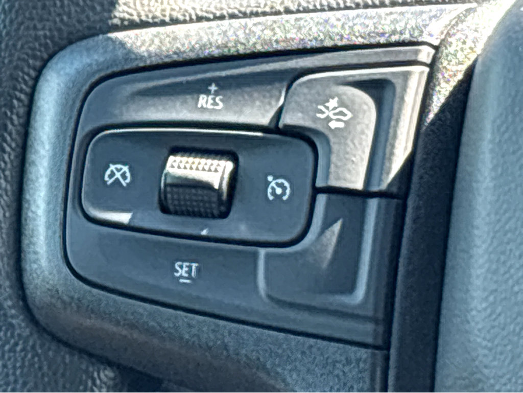 2025 Chevrolet Silverado 1500 Custom photo 13