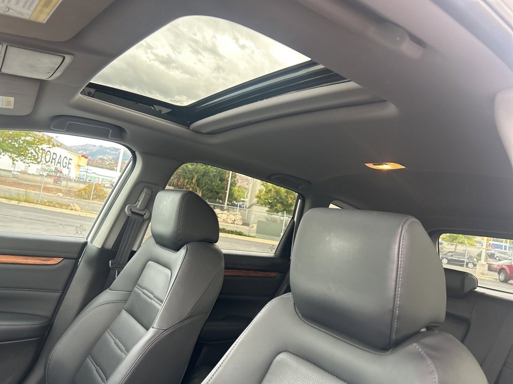 2022 Honda CR-V Hybrid EX-L photo 17