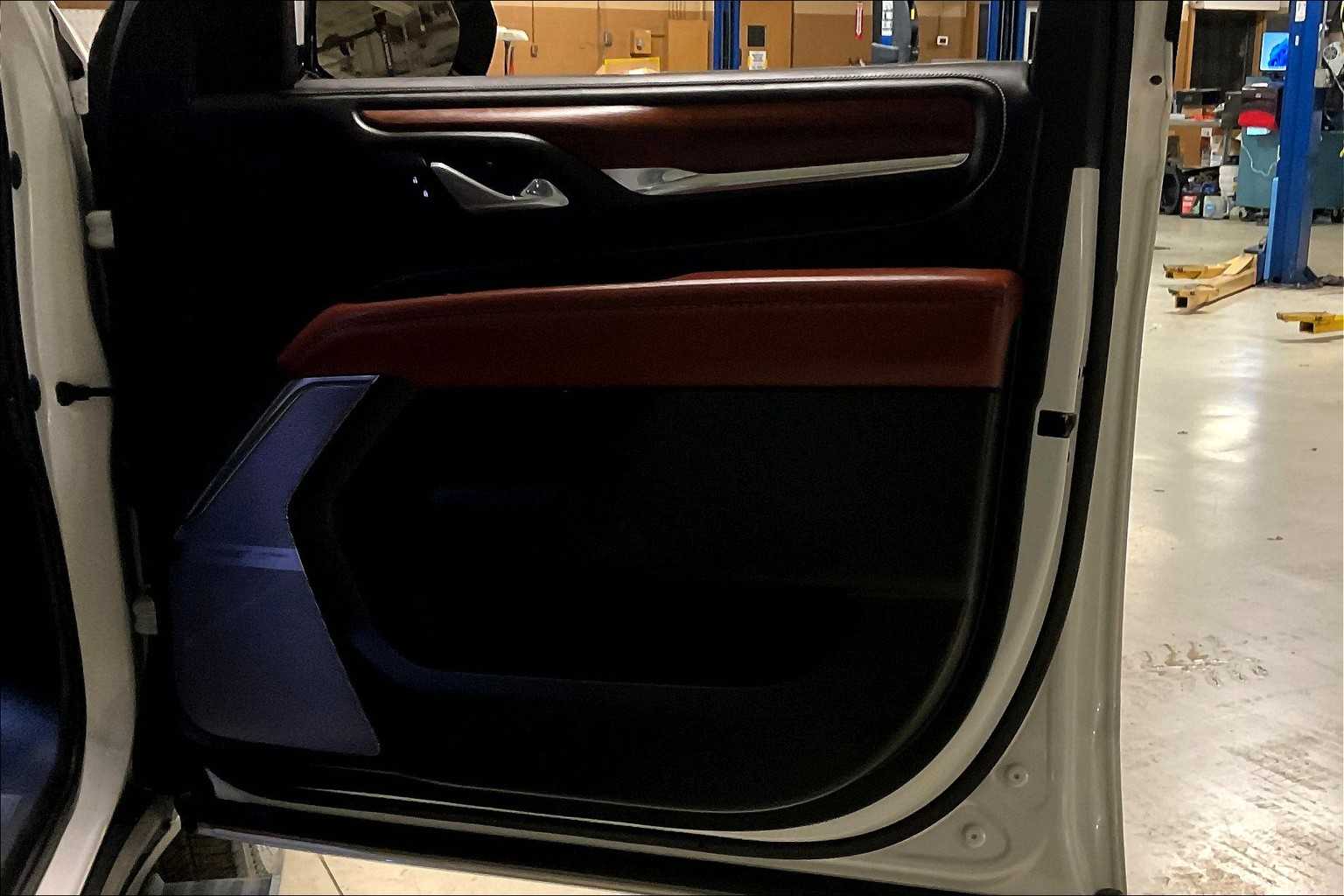 2023 Gmc Yukon Denali Ultimate photo 19