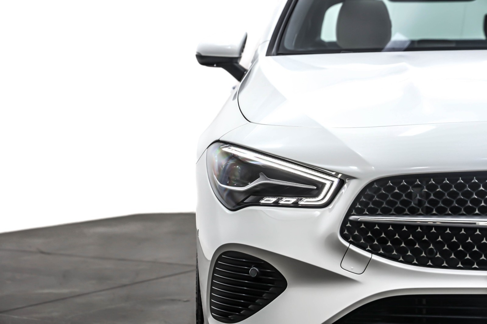 2025 Mercedes Benz CLA 250 photo 14