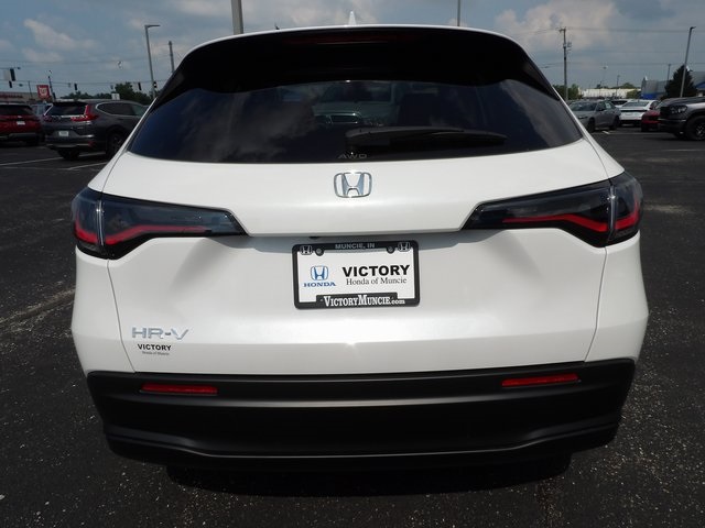 2026 Honda HR-V LX photo 6