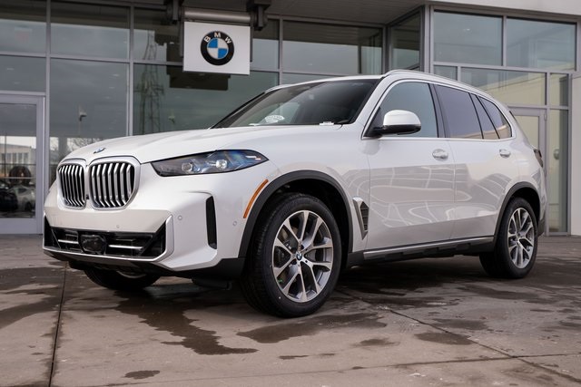 2026 BMW X5 40i's photo