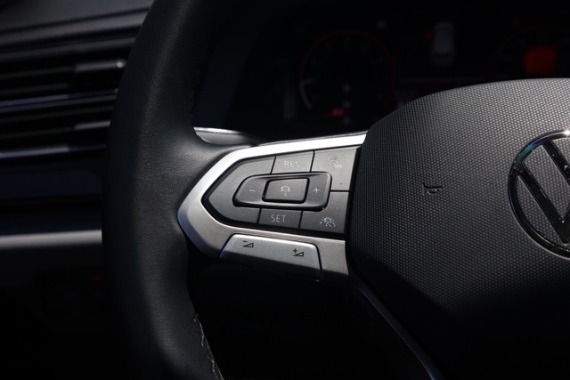 2024 Volkswagen Atlas Peak Edition SEL photo 24