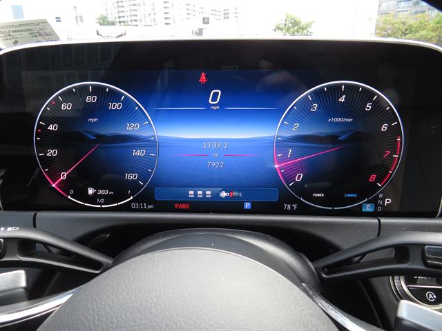 2025 Mercedes Benz E 350 4MATIC photo 12