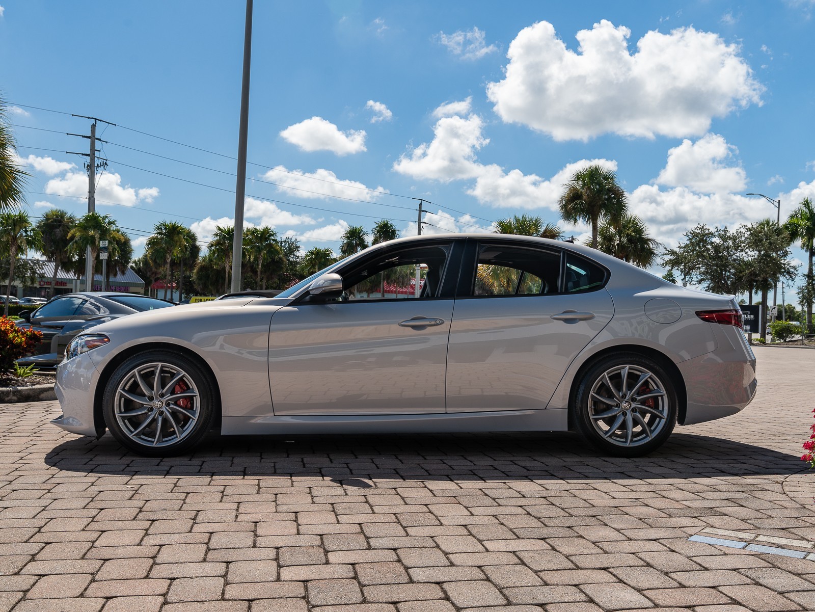 2023 Alfa Romeo Giulia SPRINT photo 23