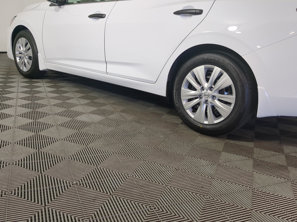 2025 Nissan Sentra S photo 4