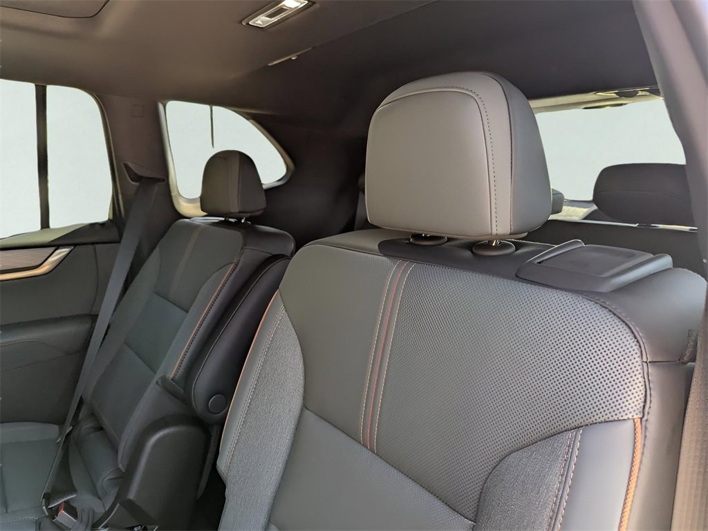 2026 Gmc Acadia AT4 photo 14