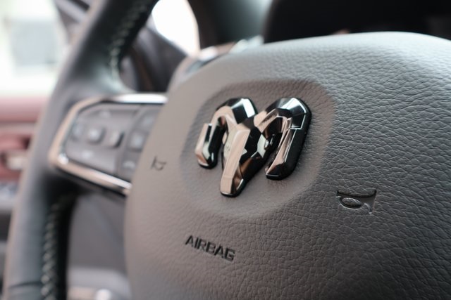 2025 Ram 3500 Limited photo 32
