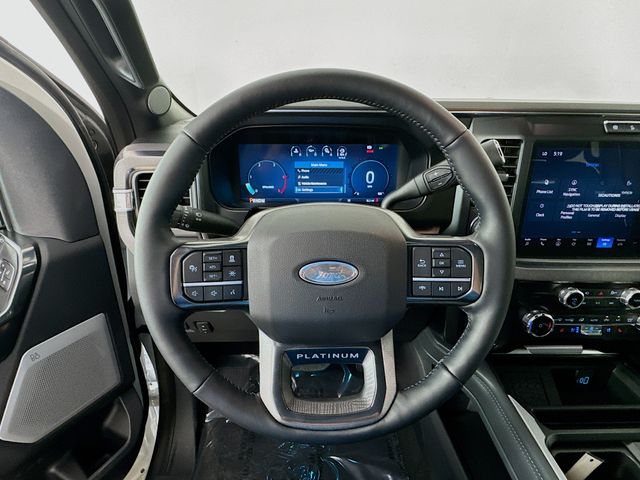 2025 Ford F-450 photo 11