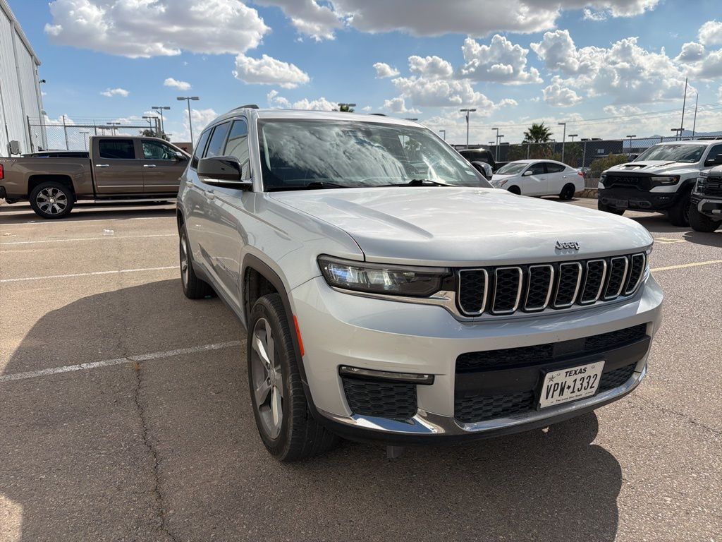 2021 Jeep Grand Cherokee Limited photo 2