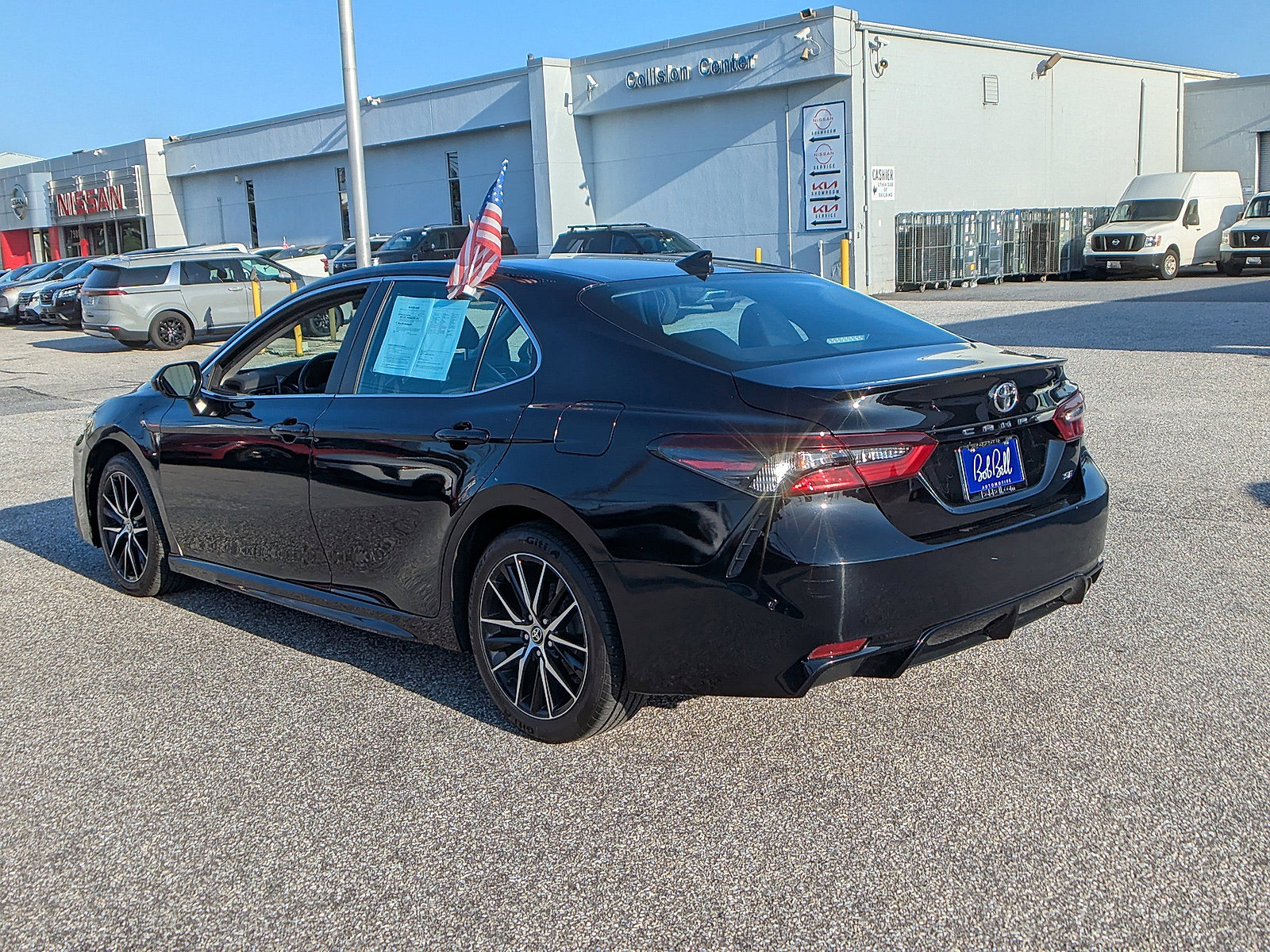 2021 Toyota Camry SE photo 23