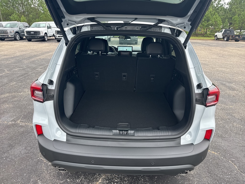 2025 Ford Escape ST-Line photo 23