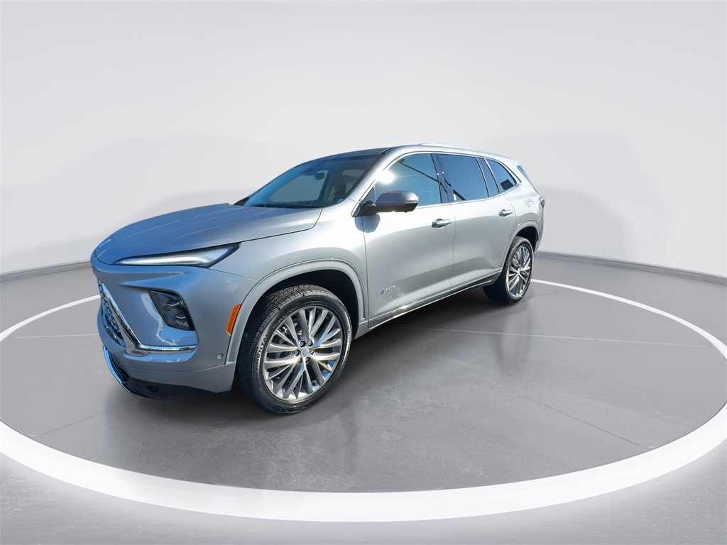 2026 Buick Enclave Avenir photo 4