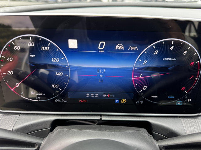 2025 Mercedes Benz C 300 photo 9