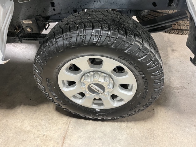 2024 Ford F-250 XLT photo 6