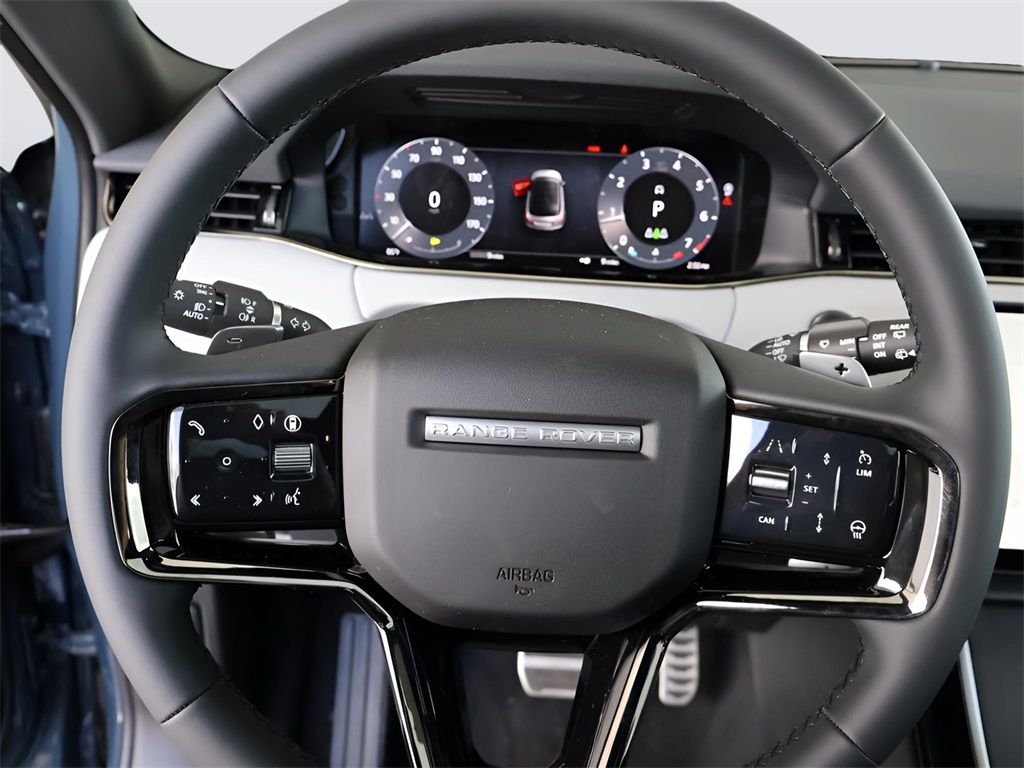 2026 Land Rover Range Rover Evoque Dynamic SE photo 23