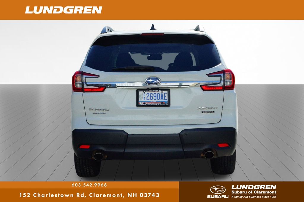2023 Subaru Ascent Touring photo 3