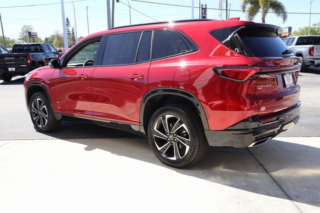 2025 Buick Enclave Sport Touring photo 5