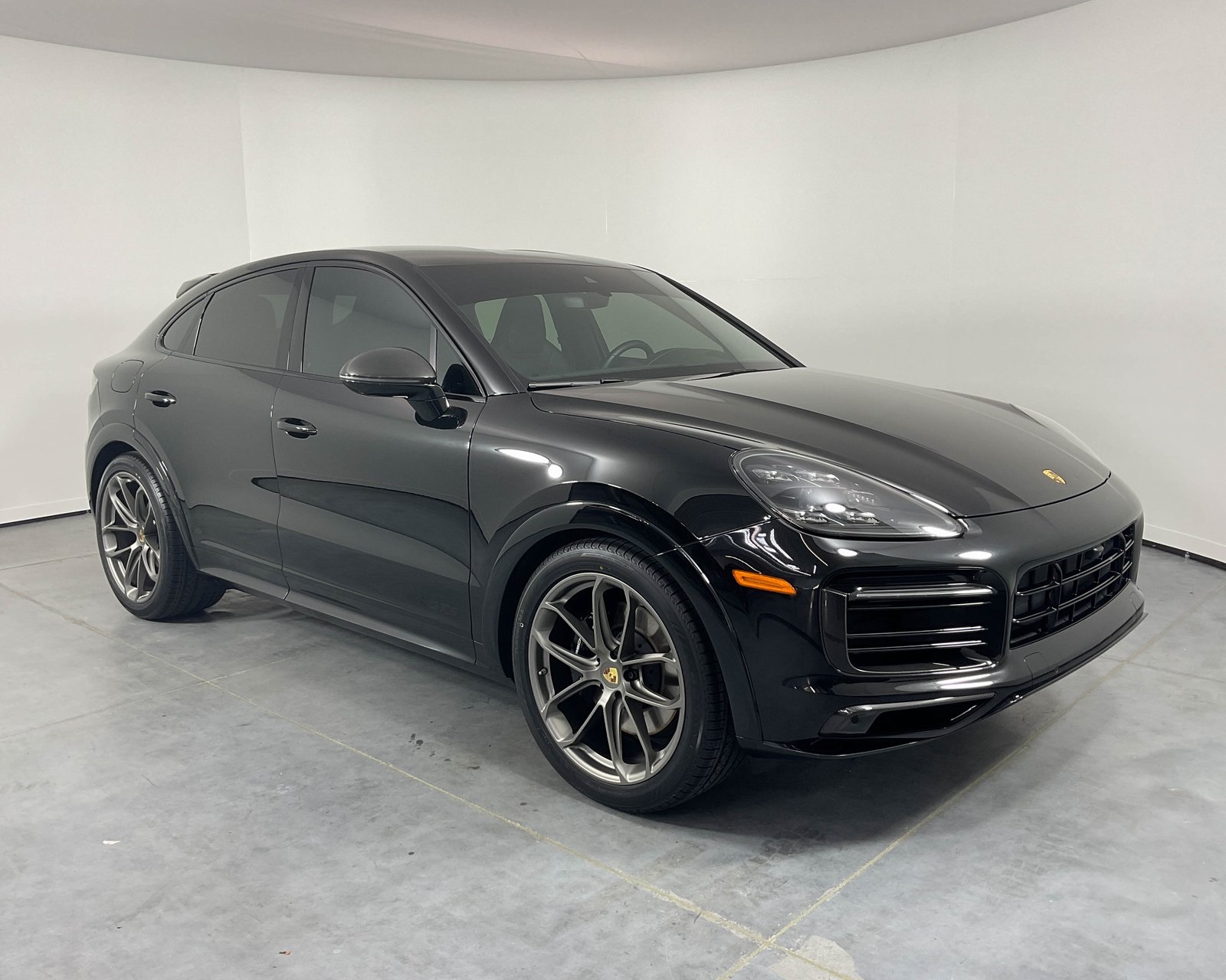 2023 Porsche Cayenne Coupe GTS photo 9