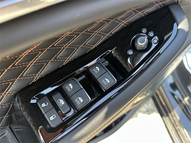 2022 Jeep Grand Cherokee Summit photo 31