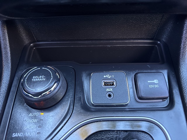 2021 Jeep Cherokee Limited photo 29