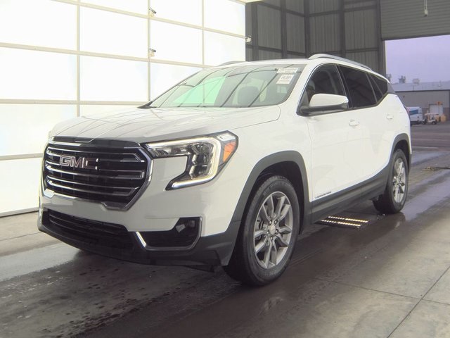 2024 GMC Terrain SLT's photo