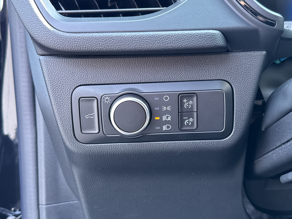 2025 Ford Escape ST-Line photo 32