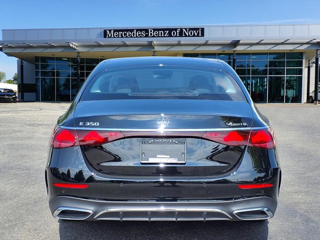 2024 Mercedes Benz E 350 4MATIC photo 3