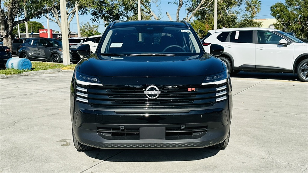 2026 Nissan Kicks SR photo 2