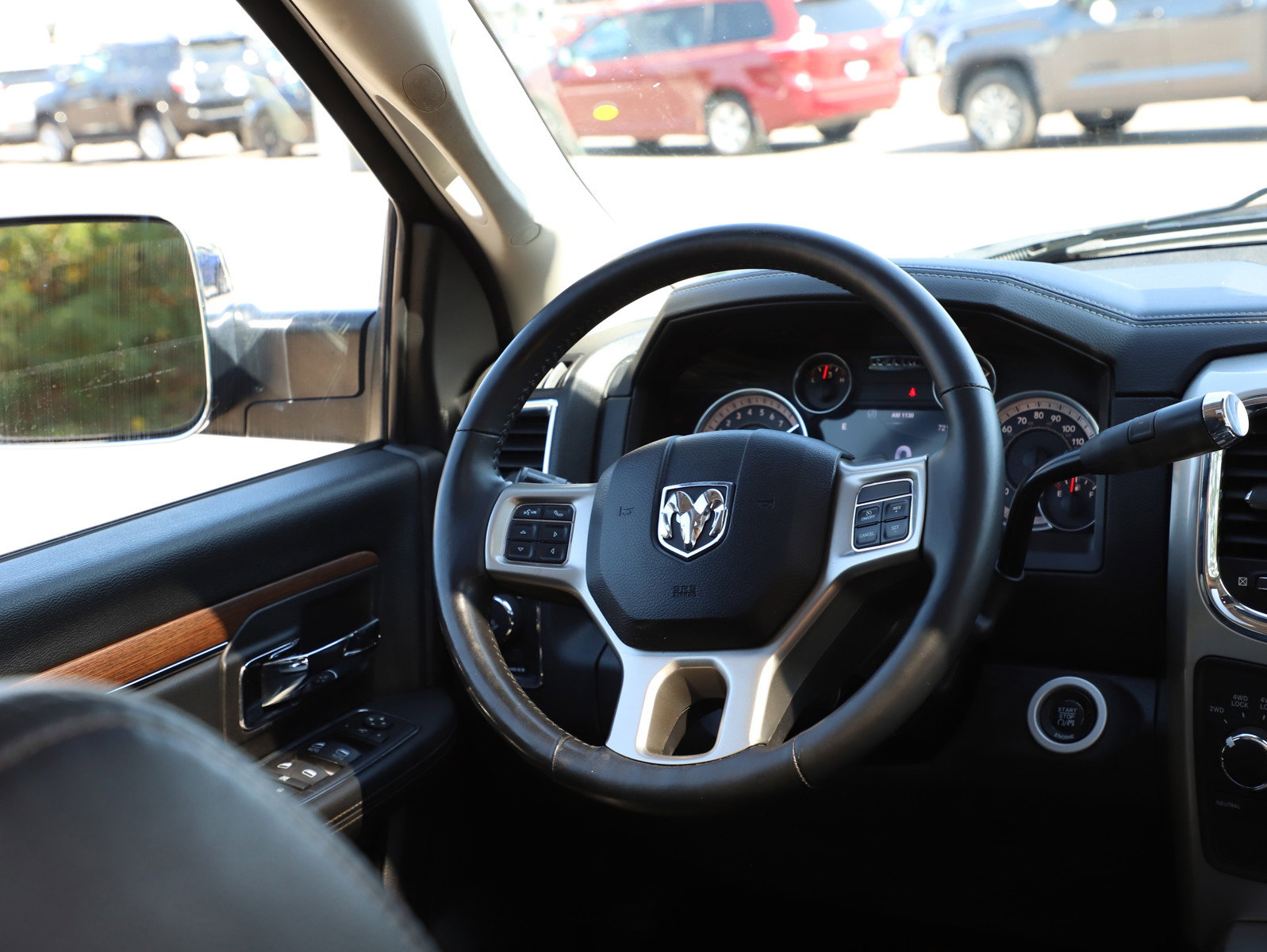 2016 Ram 2500 Laramie photo 9