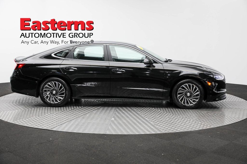 2022 Hyundai Sonata Hybrid Limited photo 4