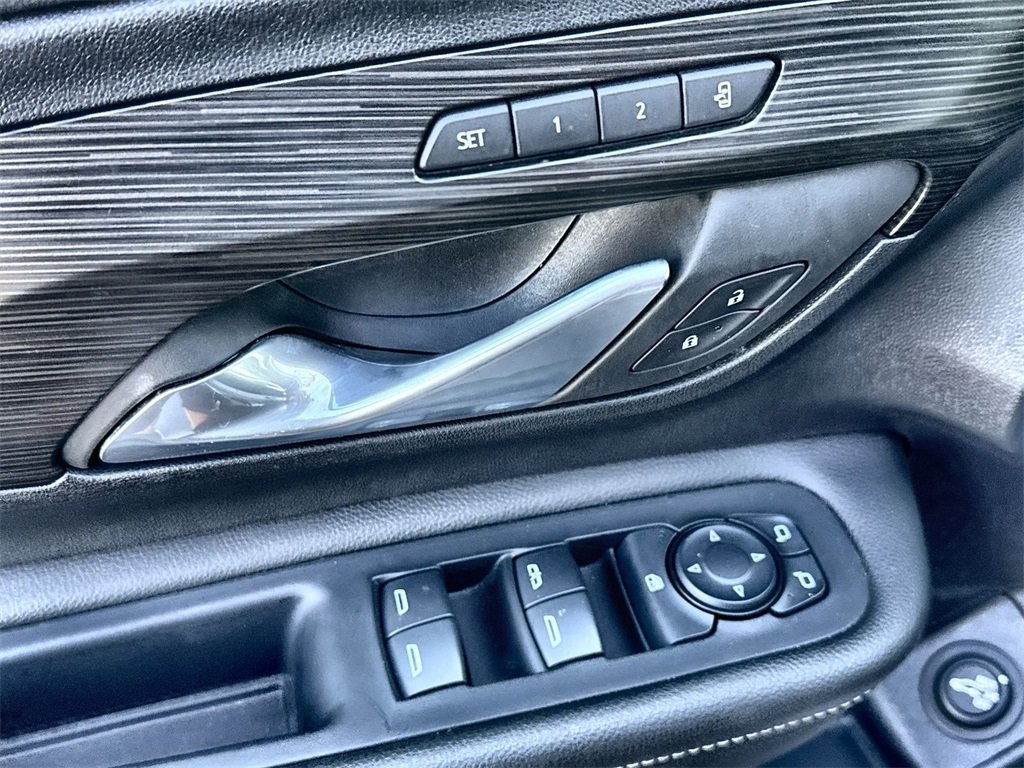 2024 Gmc Terrain SLT photo 13