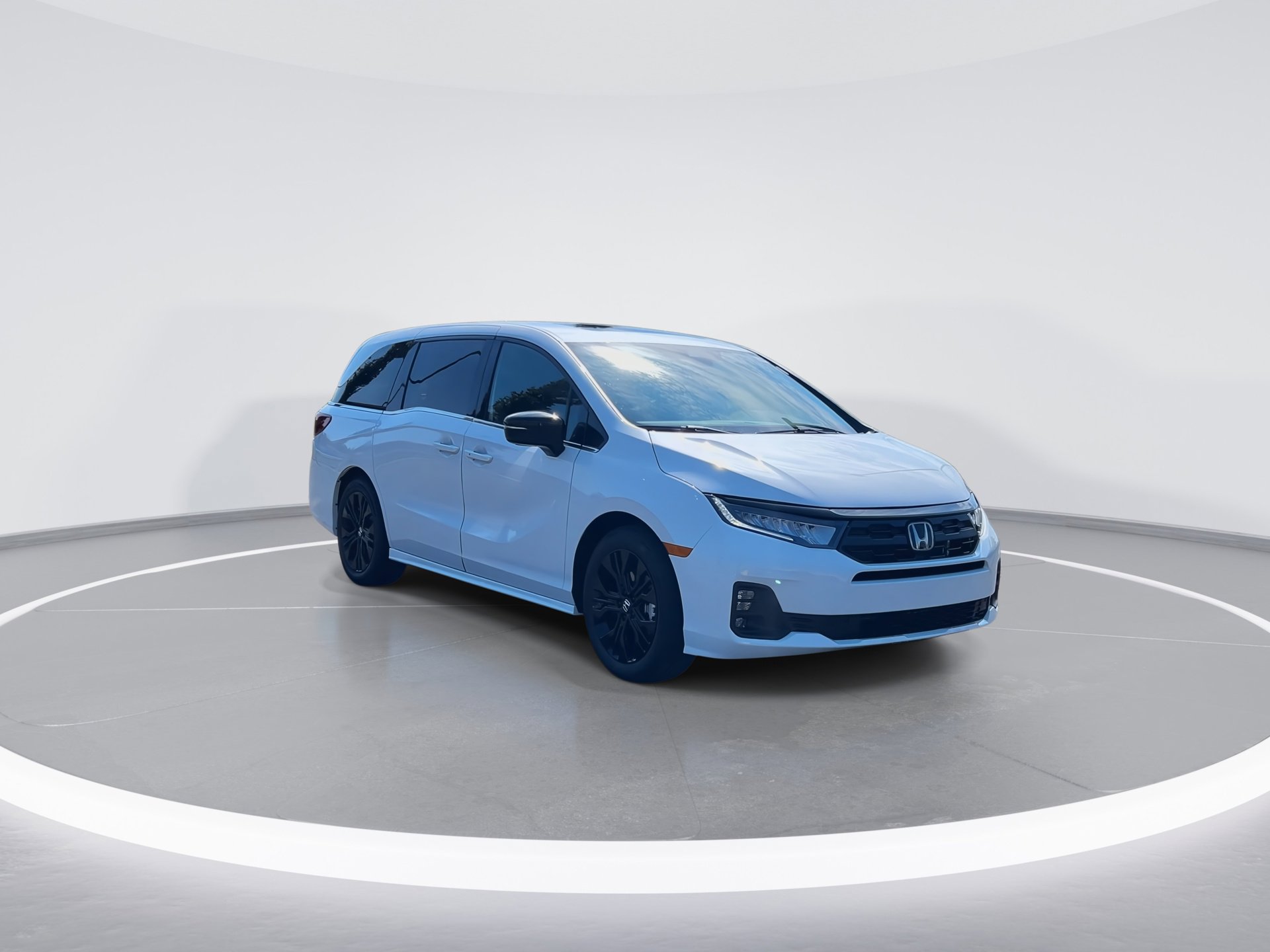 2026 Honda Odyssey Sport photo 2
