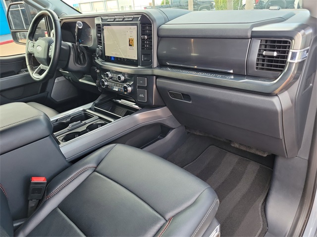 2024 Ford F-250 photo 16