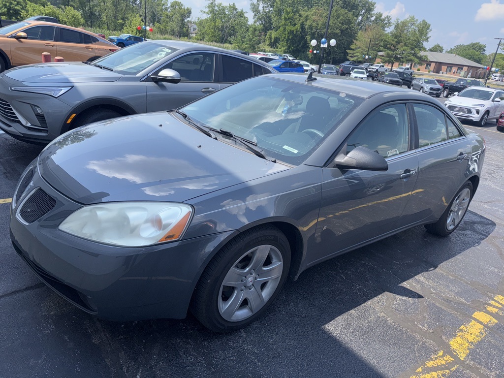 2009 Pontiac G6 Base photo 3