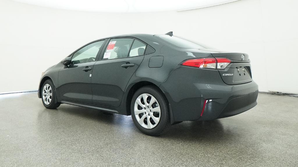 2025 Toyota Corolla LE photo 14
