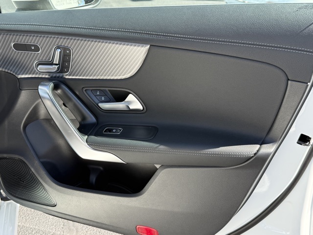 2025 Mercedes Benz CLA 250 4MATIC photo 28