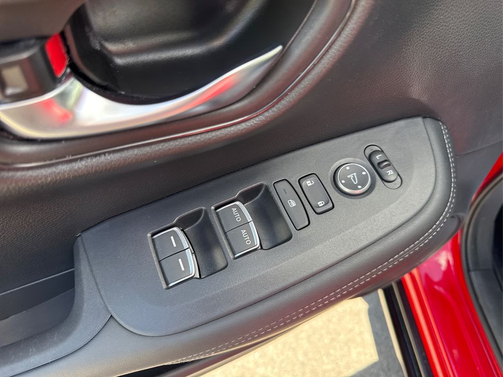 2024 Honda HR-V EX-L photo 30