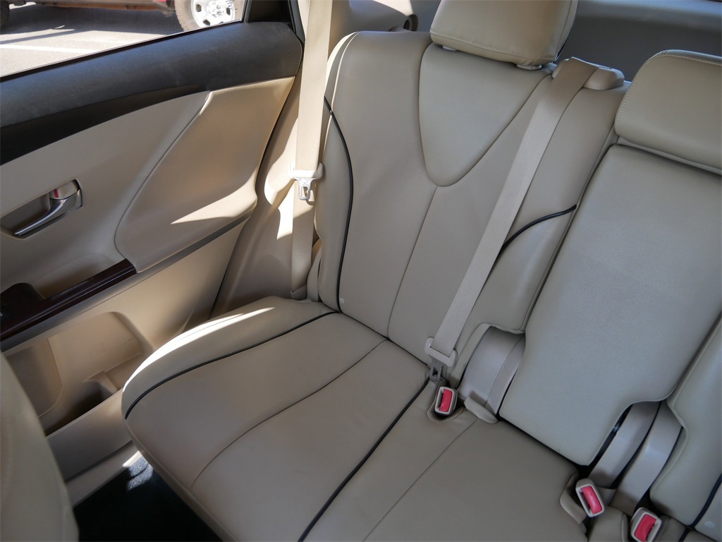 2011 Toyota Venza Base photo 17