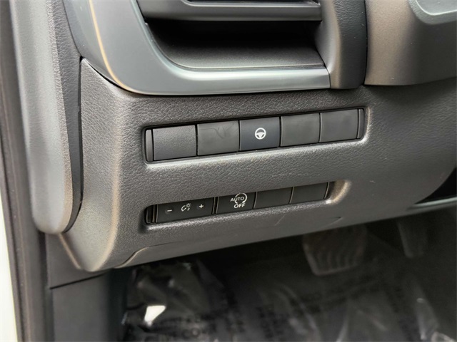 2023 Nissan Rogue SV photo 28