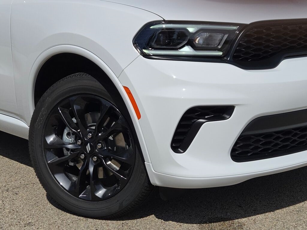 2026 Dodge Durango GT photo 4