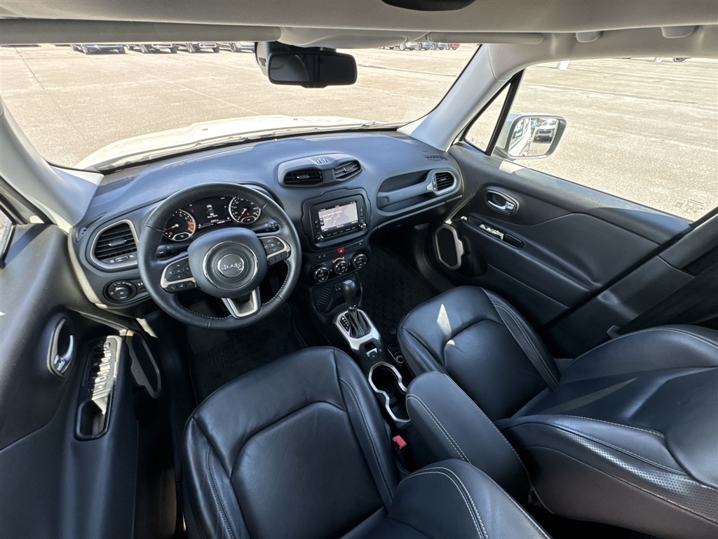 2016 Jeep Renegade Limited photo 18