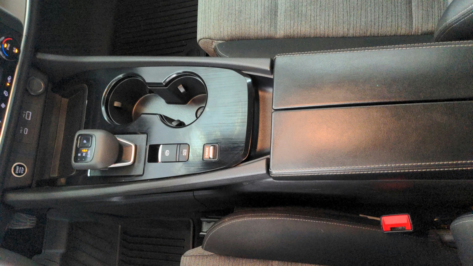 Used 2023 WHITE Nissan SV image 17