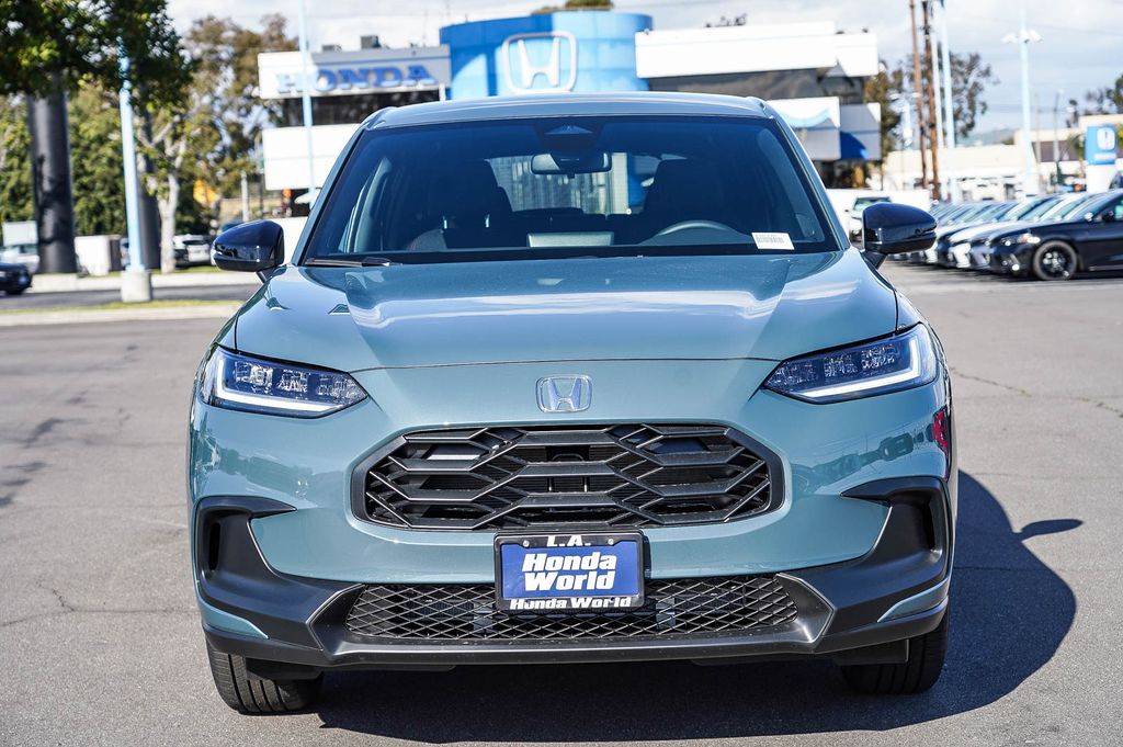 2025 Honda HR-V Sport photo 4